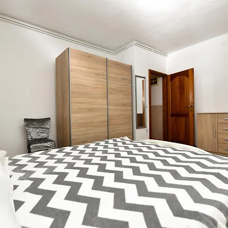 1945 アパート ベール