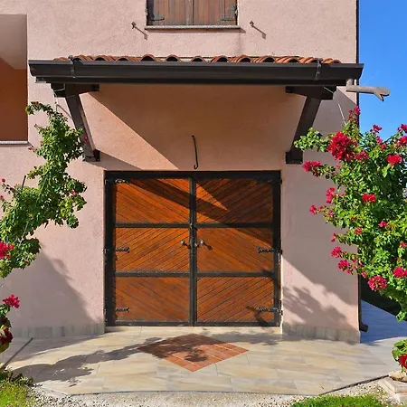 アパート 1945 ベール